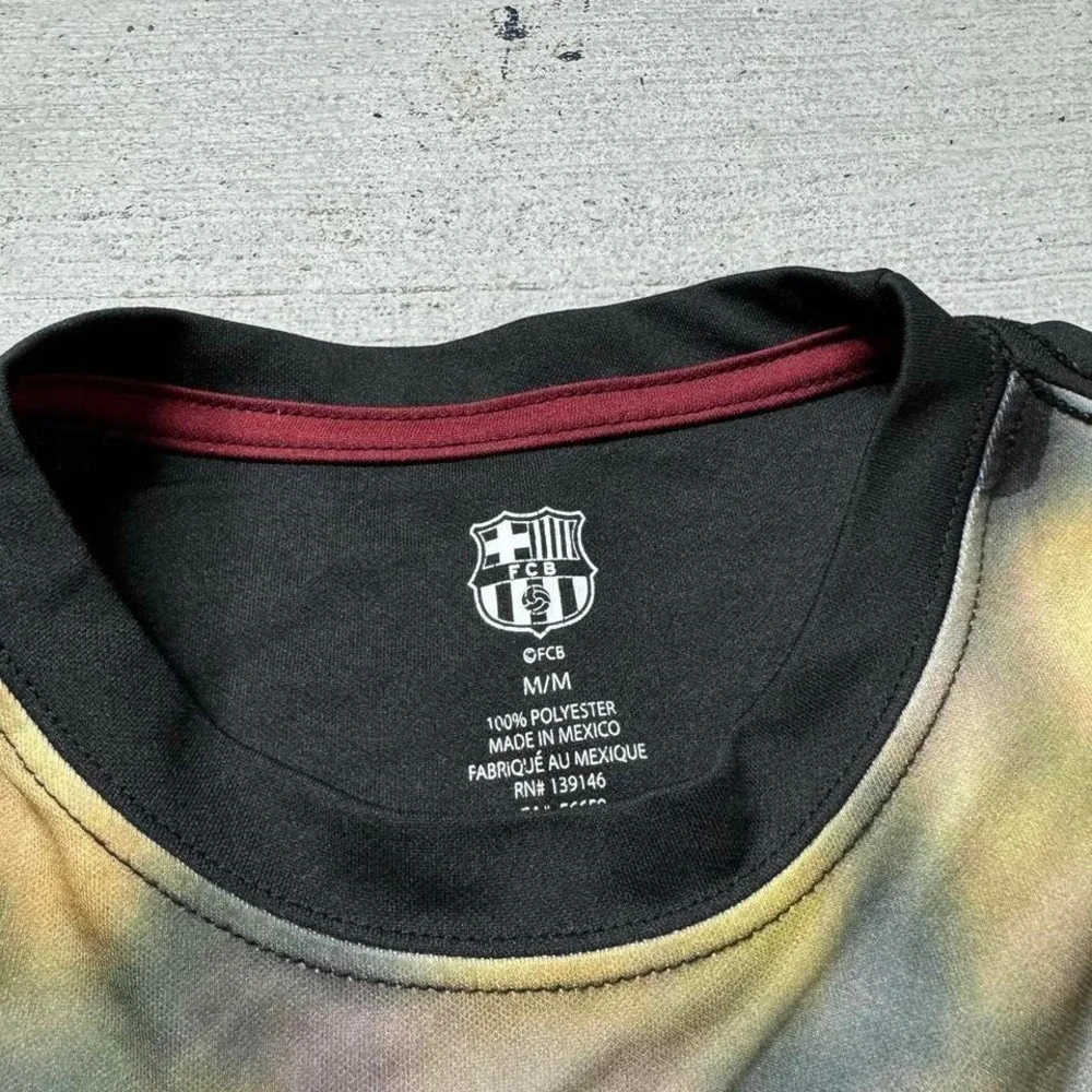 FC Barcelona Messi All‎ Over Print Soccer Kit Jersey Size Medium